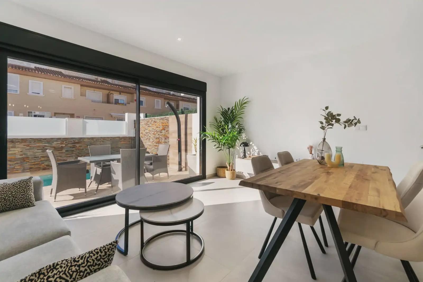 3 soveværelse Villa til salg i San Pedro del Pinatar med swimmingpool garage - € 380.000 (Ref: 10039916)