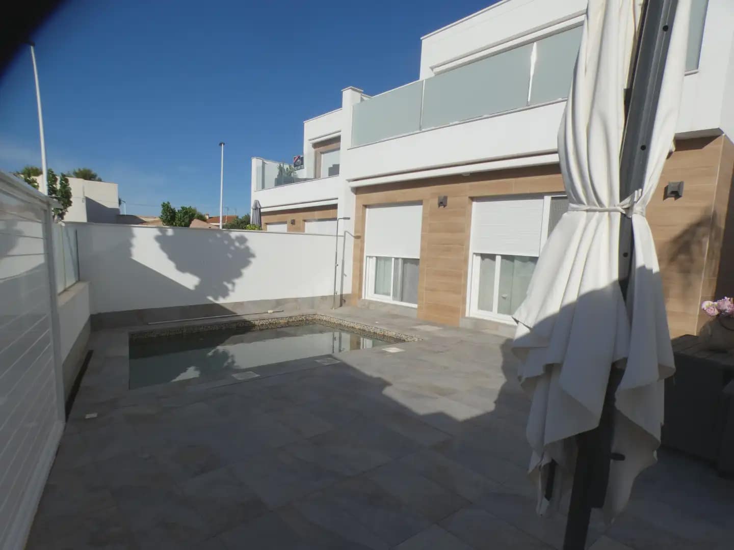 3 slaapkamer Rijtjeshuis te koop in San Pedro del Pinatar met zwembad - € 390.000 (Ref: 10039933)