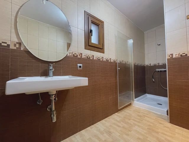 Bungalow de 2 habitaciones en Los Peñascos - El Salero - Los Imbernones, San Pedro del Pinatar en venta con garaje - 145.000 € (Ref: 10039938)