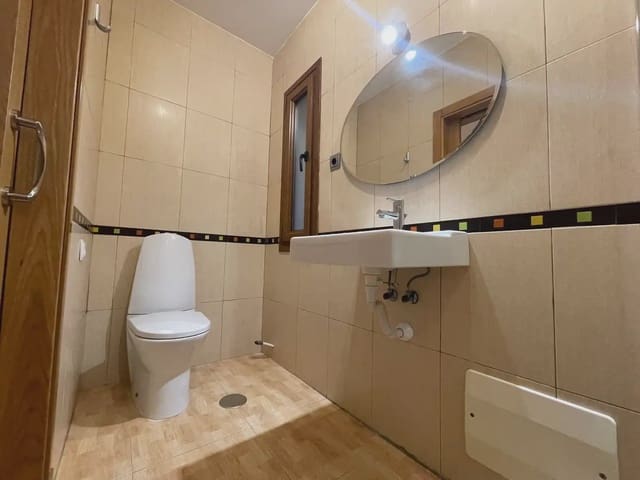 Bungalow de 2 habitaciones en Los Peñascos - El Salero - Los Imbernones, San Pedro del Pinatar en venta con garaje - 145.000 € (Ref: 10039938)