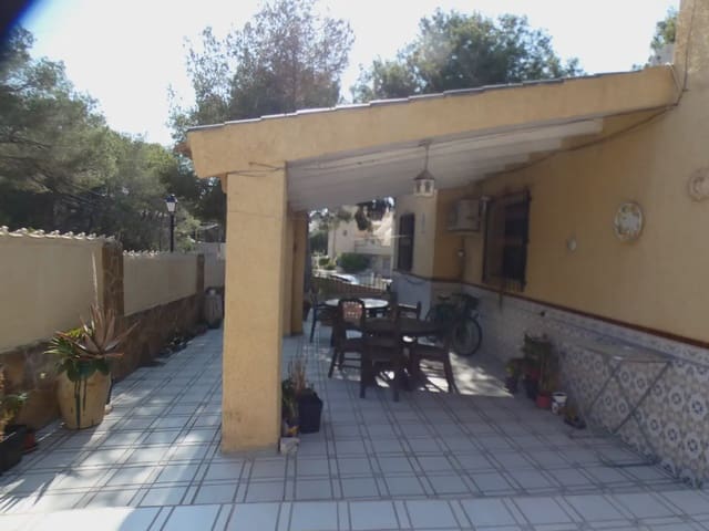 6 sypialnia Willa na sprzedaż w Las Filipinas z basenem - 450 000 € (Ref: 10039941)