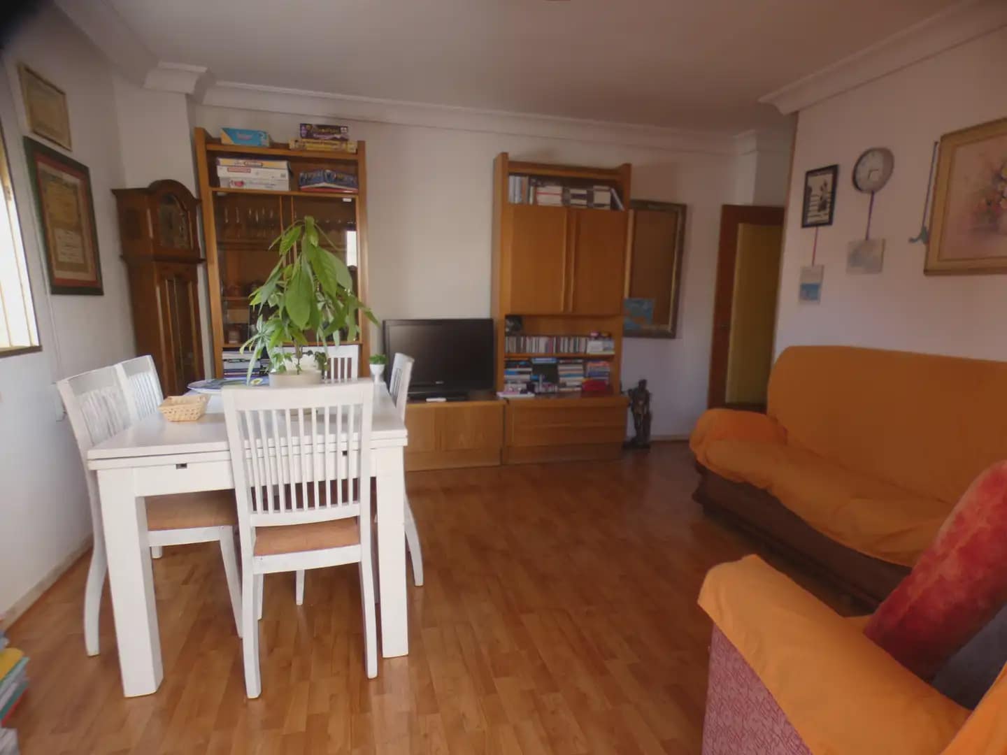 3 bedroom Flat for sale in Lo Pagan with garage - € 148,000 (Ref: 10039942)