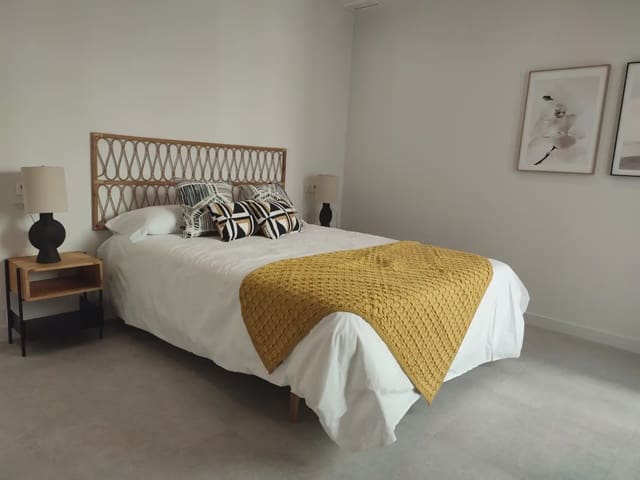 Bungalow de 3 habitaciones en Pilar de la Horadada ciudad, Pilar de la Horadada en venta con piscina - 264.900 € (Ref: 10039944)