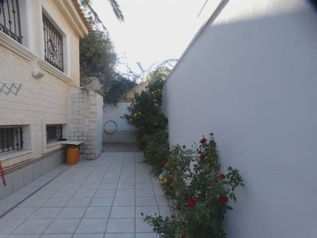 3 makuuhuone Huvila myytävänä paikassa Santiago de la Ribera, San Javier mukana 
autotalli - 435 000 € (Ref: 10039947)