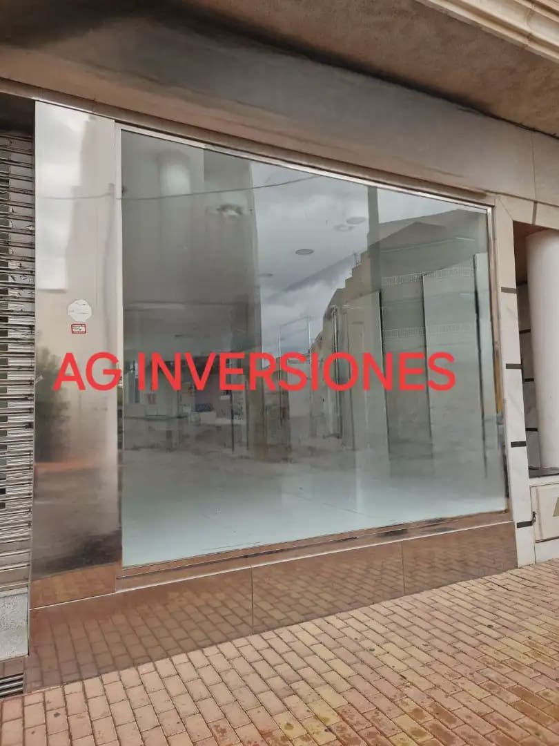 Commercial for sale in San Pedro del Pinatar - € 214,900 (Ref: 10039951)