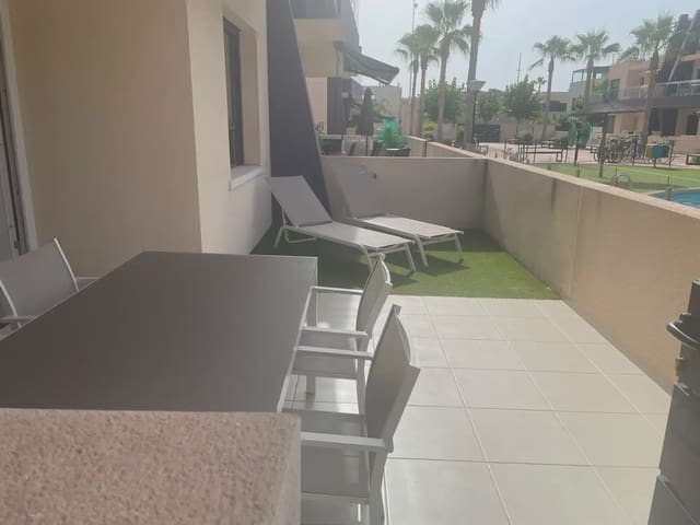 Bungalow de 2 habitaciones en El Mojon, Pilar de la Horadada en venta con piscina - 290.000 € (Ref: 10039953)