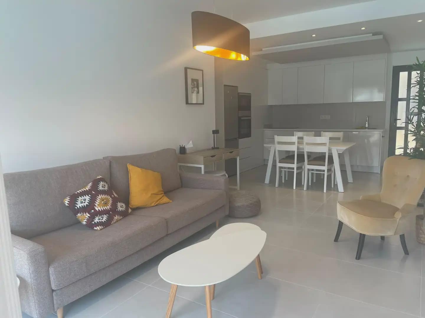 Bungalow de 2 habitaciones en Pilar de la Horadada en venta con piscina - 290.000 € (Ref: 10039953)