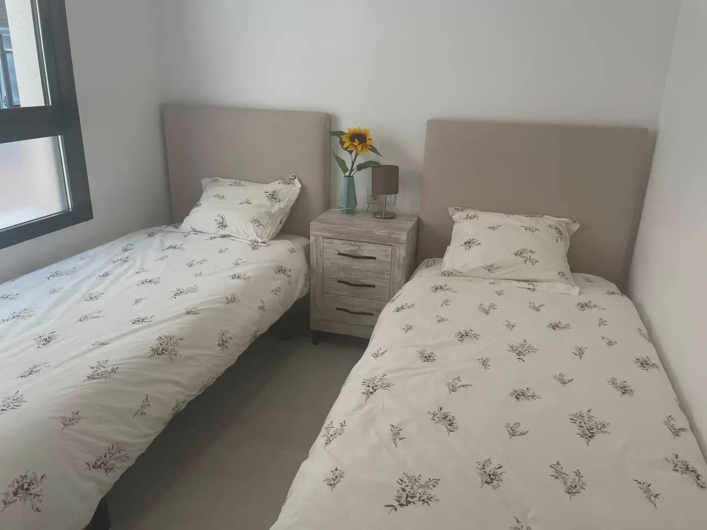 Bungalow de 2 habitaciones en Pilar de la Horadada en venta con piscina - 290.000 € (Ref: 10039953)