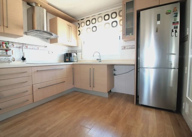 4 slaapkamer Huis te koop in San Pedro del Pinatar ciudad, San Pedro del Pinatar met garage - € 269.900 (Ref: 10039955)