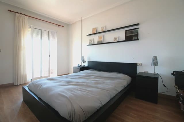 4 slaapkamer Huis te koop in San Pedro del Pinatar ciudad, San Pedro del Pinatar met garage - € 269.900 (Ref: 10039955)