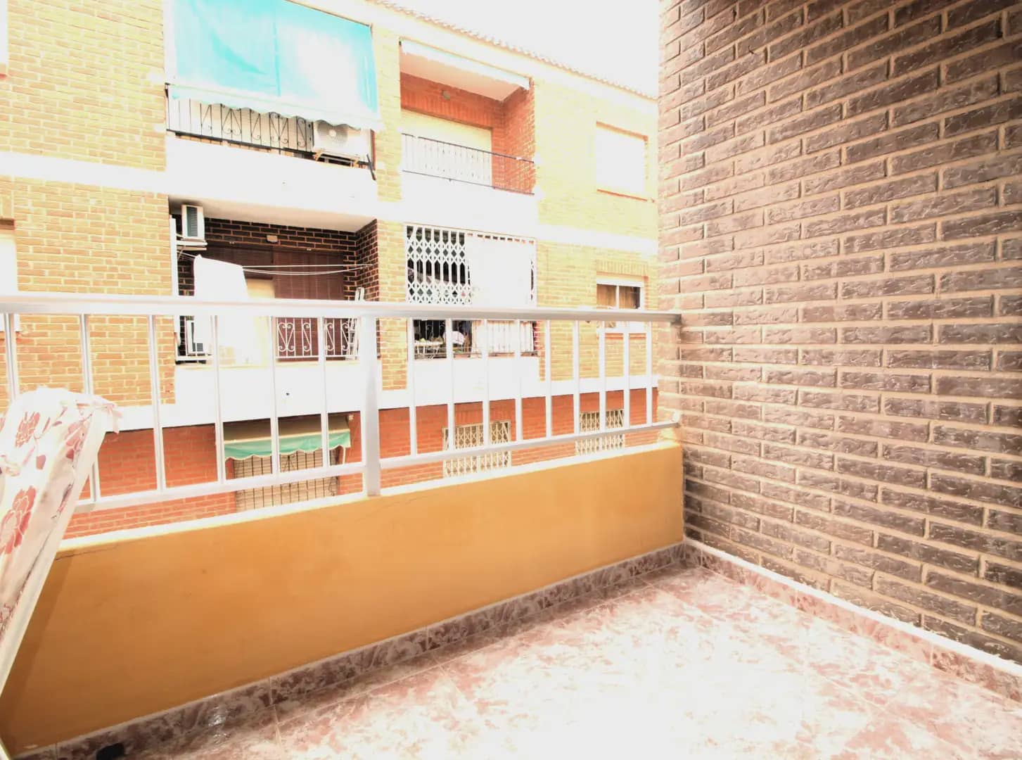 3 slaapkamer Flat te koop in Los Cuarteros met zwembad garage - € 135.000 (Ref: 10039956)