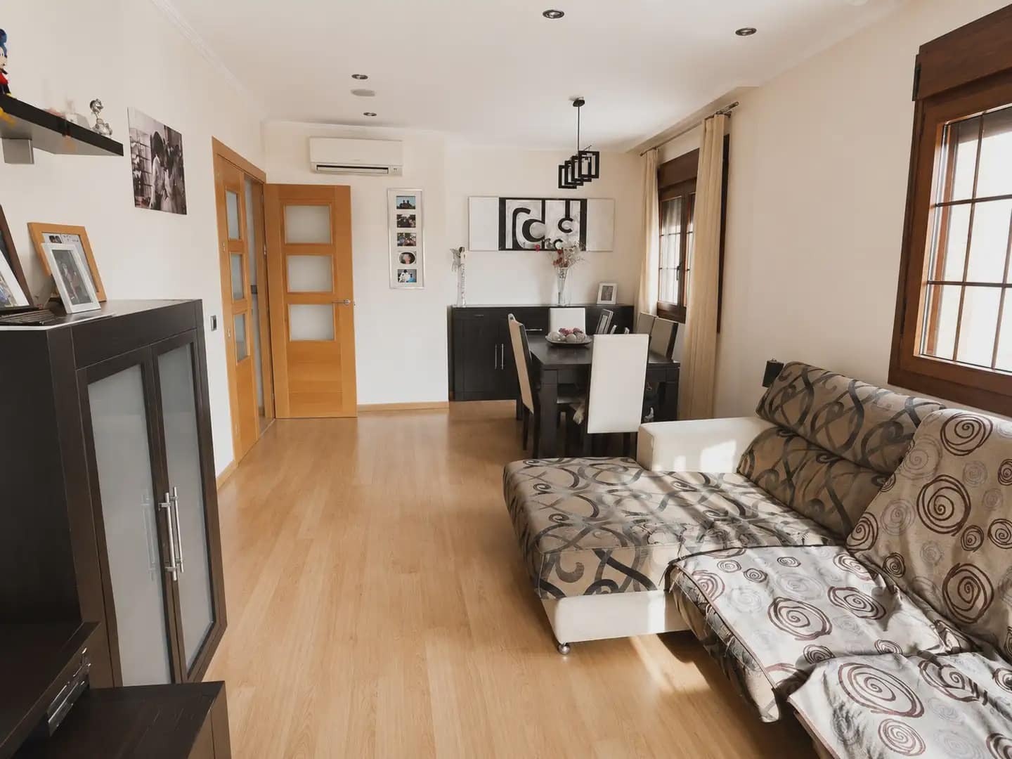 4 bedroom Townhouse for sale in San Pedro del Pinatar with garage - € 249,900 (Ref: 10044273)