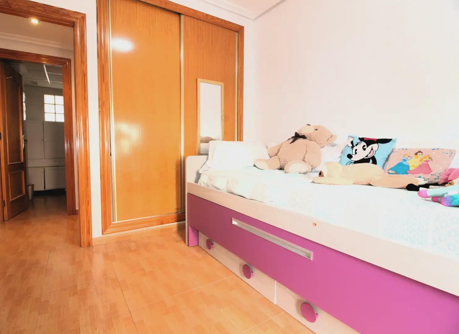 4 quarto Moradia em Banda para venda em San Pedro del Pinatar com garagem - 353 000 € (Ref: 10085399)