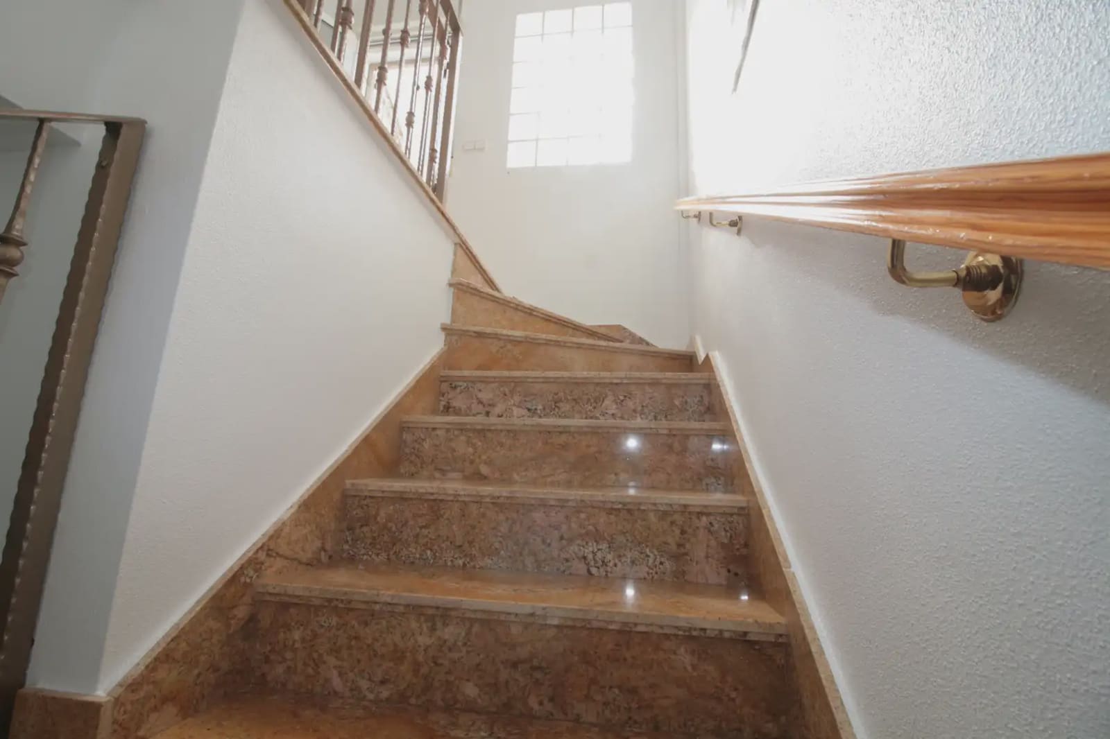 4 quarto Moradia em Banda para venda em San Pedro del Pinatar com garagem - 353 000 € (Ref: 10085399)