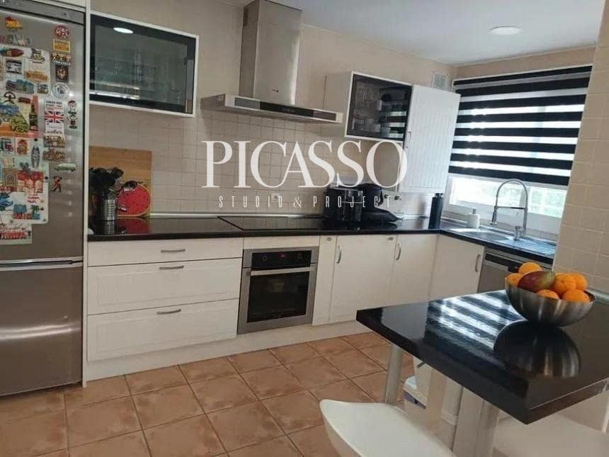 4 makuuhuone Huvila myytävänä paikassa Torremolinos mukana uima-altaan - 860 000 € (Ref: 10112075)