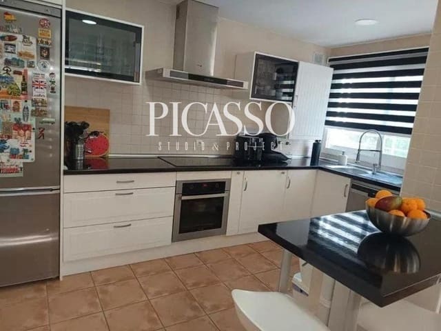 4 makuuhuone Huvila myytävänä paikassa Torremolinos mukana uima-altaan - 860 000 € (Ref: 10112075)