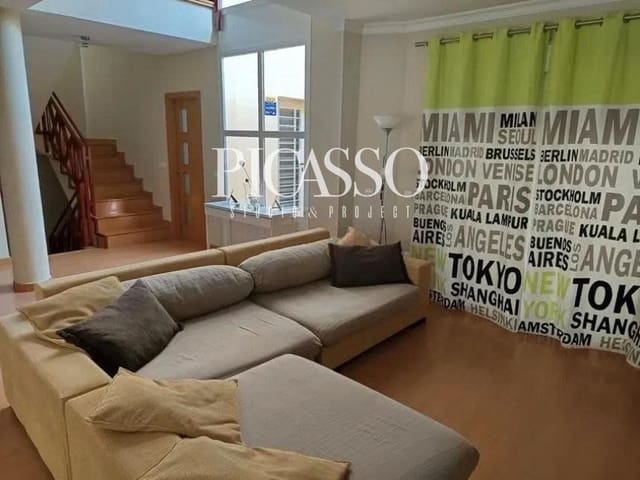4 makuuhuone Huvila myytävänä paikassa Torremolinos mukana uima-altaan - 860 000 € (Ref: 10112075)