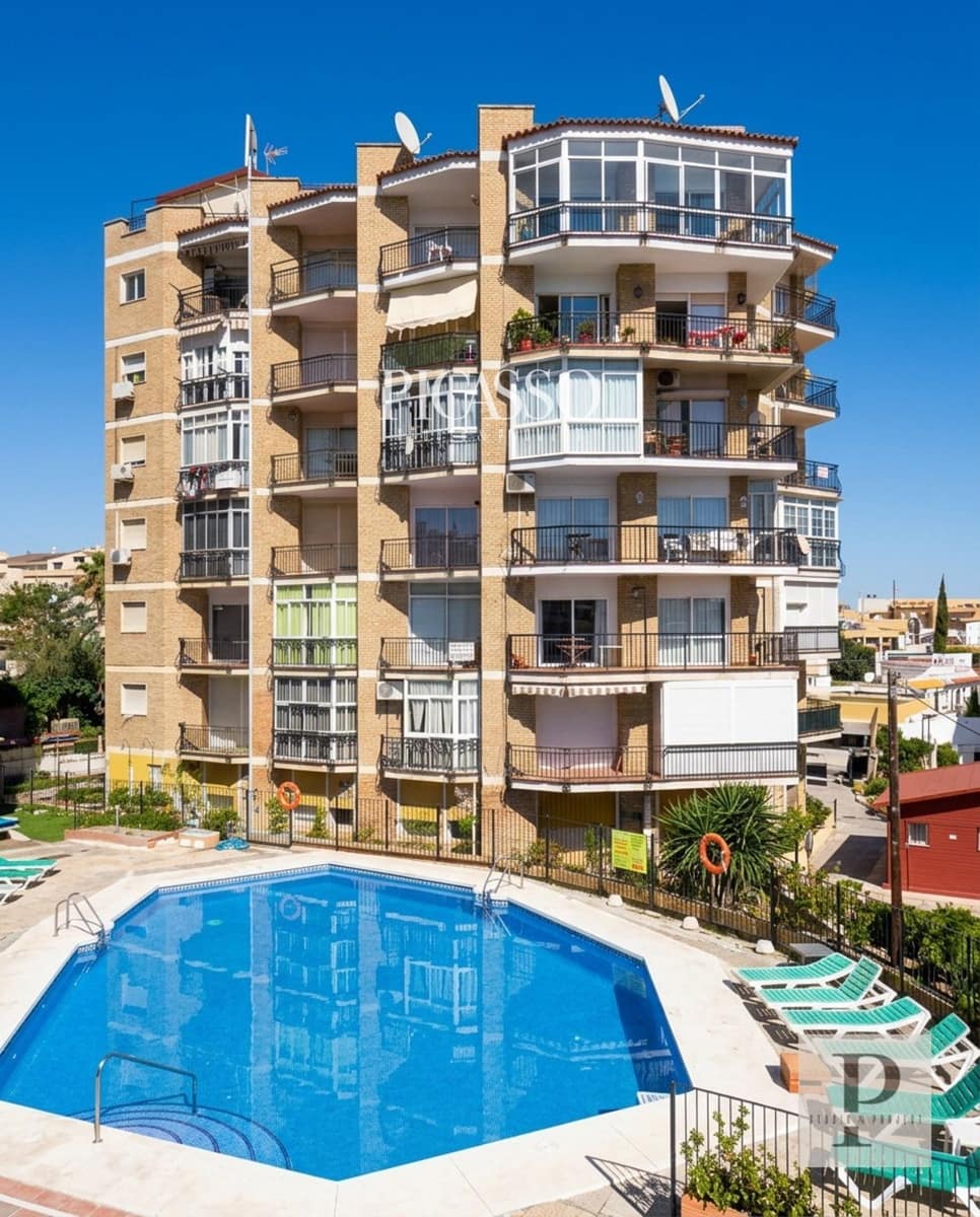 Lägenhet till salu i Benalmadena med pool - 160 000 € (Ref: 10112076)