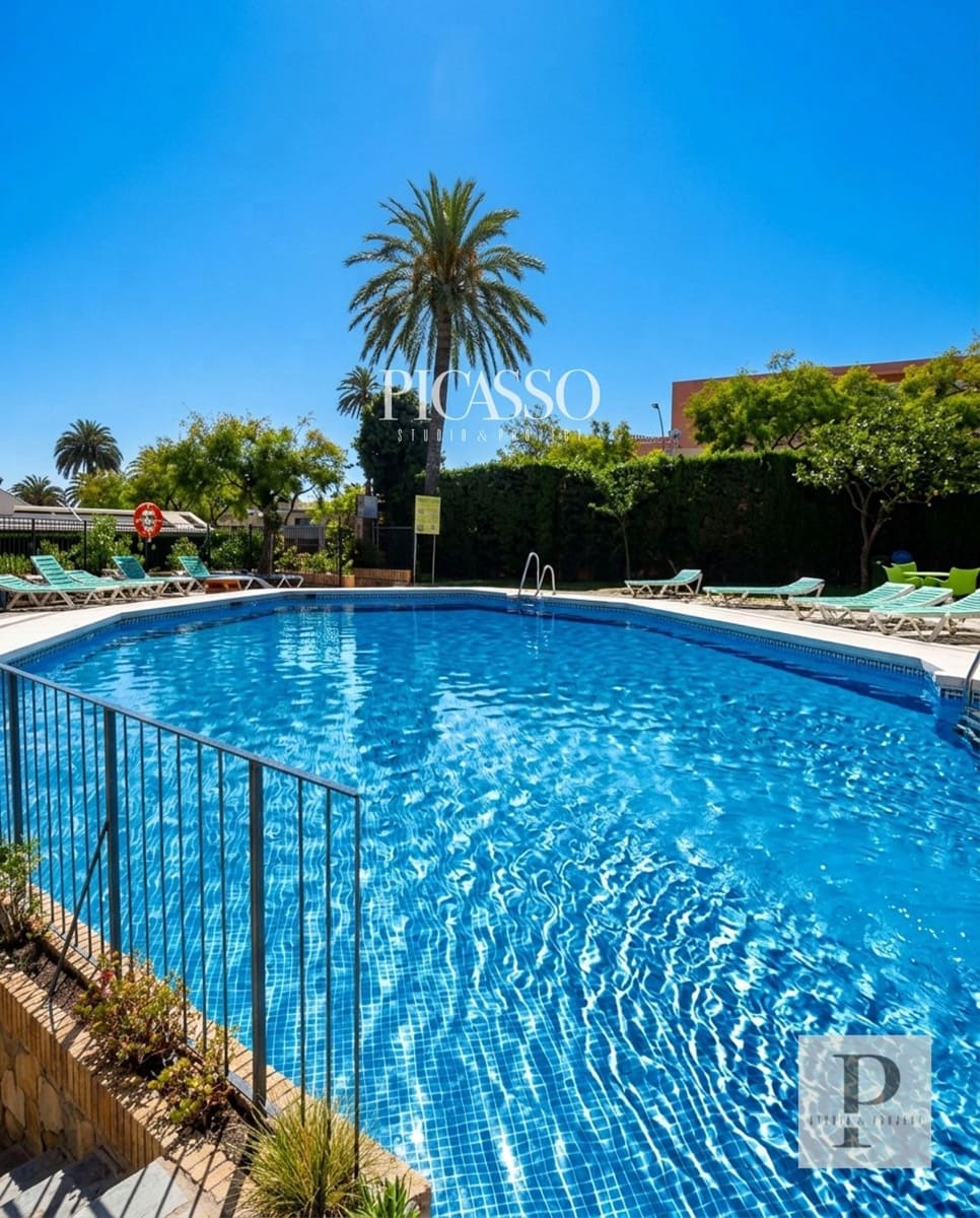 Lägenhet till salu i Benalmadena med pool - 160 000 € (Ref: 10112076)