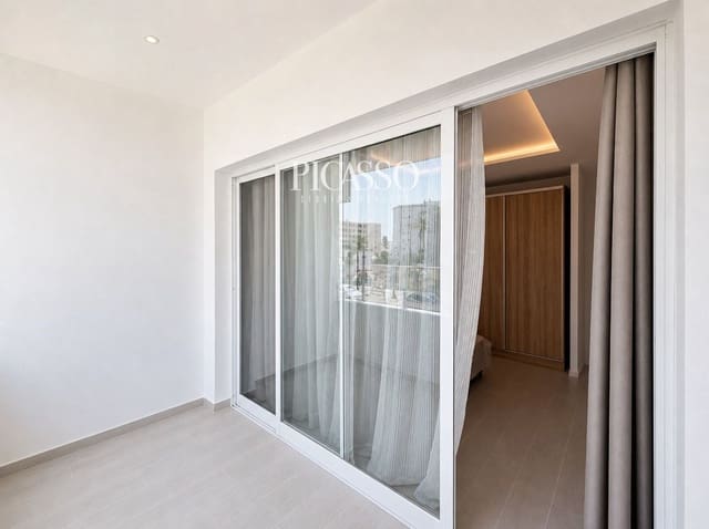 2 slaapkamer Flat te koop in Torremolinos - € 330.000 (Ref: 10112081)