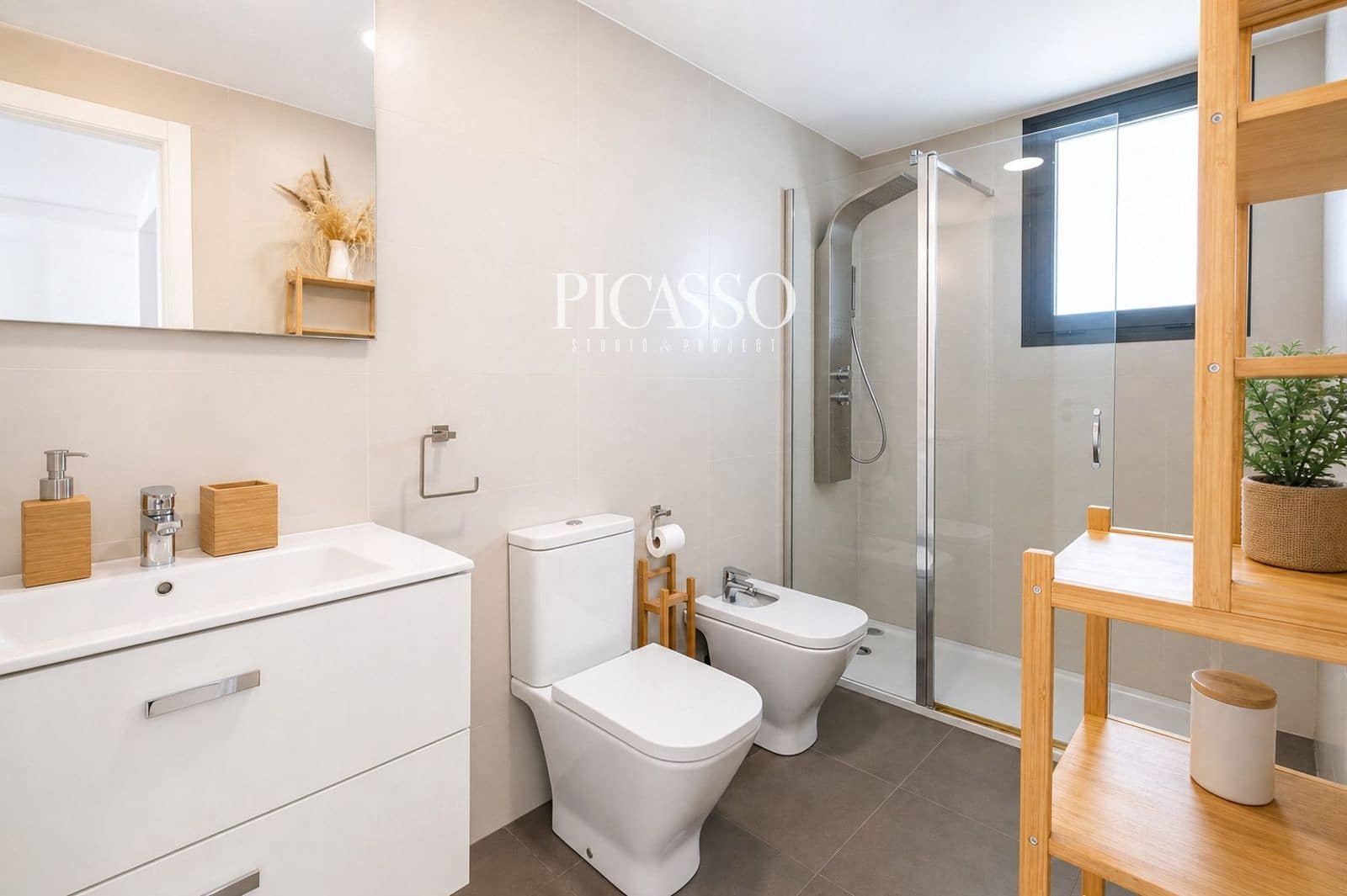 2 quarto Apartamento para arrendar em Torremolinos com piscina garagem - 3 000 € (Ref: 10112082)