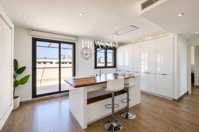 2 quarto Apartamento para arrendar em Torremolinos com piscina garagem - 3 000 € (Ref: 10112082)