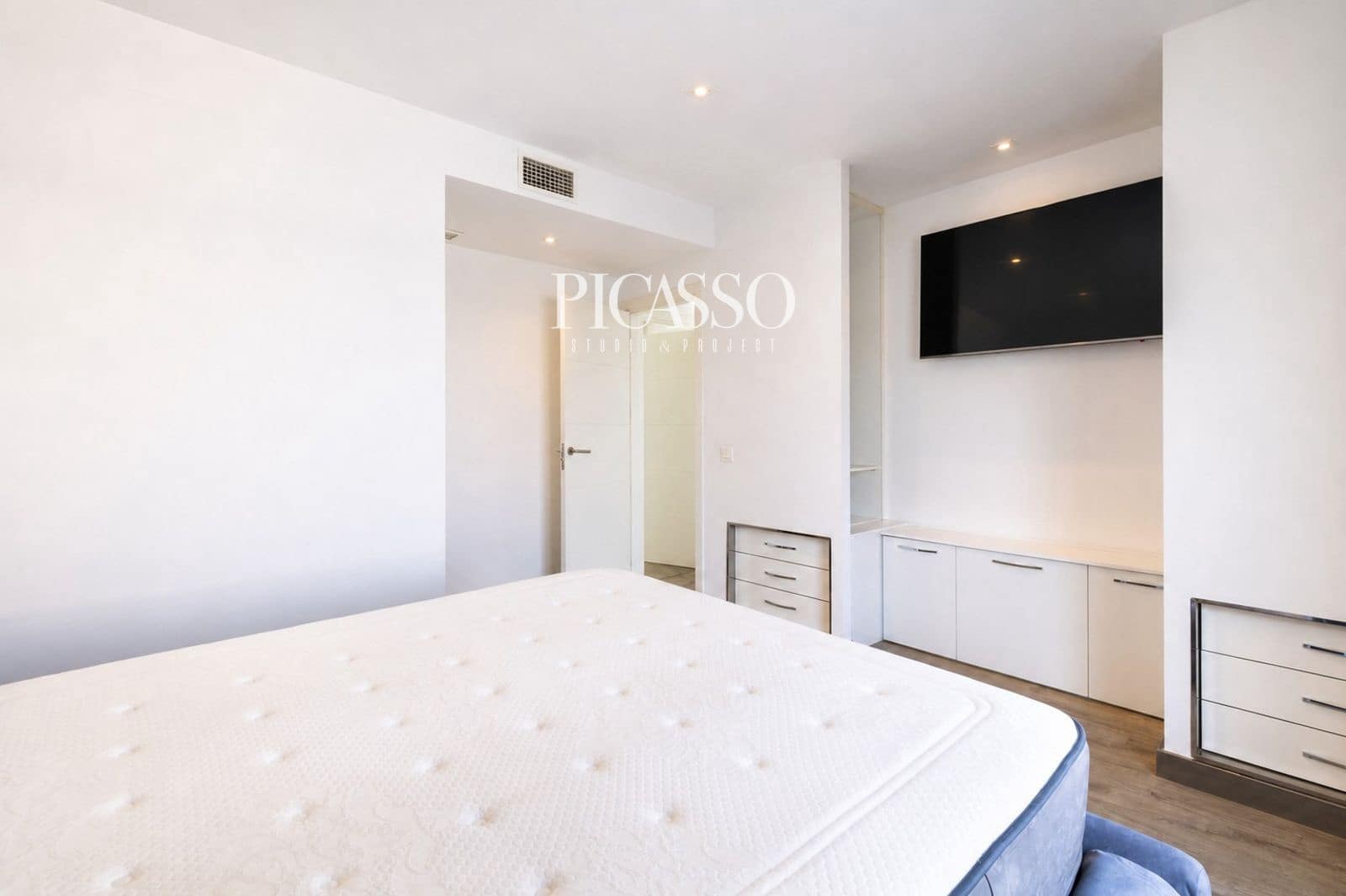 2 quarto Apartamento para arrendar em Torremolinos com piscina garagem - 3 000 € (Ref: 10112082)