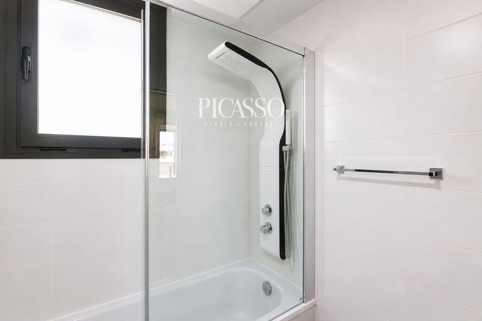 2 quarto Apartamento para arrendar em Torremolinos com piscina garagem - 3 000 € (Ref: 10112082)
