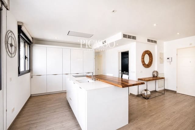2 quarto Apartamento para arrendar em Torremolinos com piscina garagem - 3 000 € (Ref: 10112082)