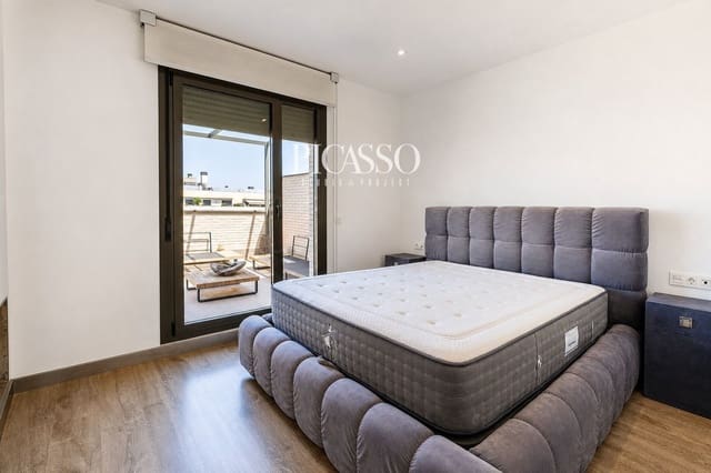 2 quarto Apartamento para arrendar em Torremolinos com piscina garagem - 3 000 € (Ref: 10112082)