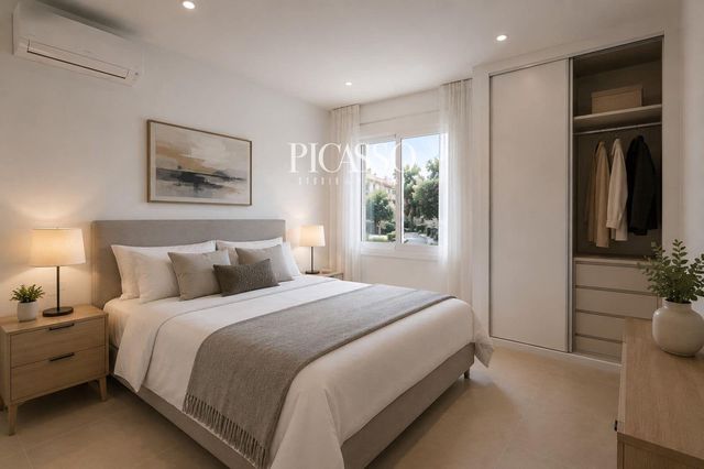 2 bedroom Flat for sale in Torremolinos with pool garage - € 409,000 (Ref: 10112088)