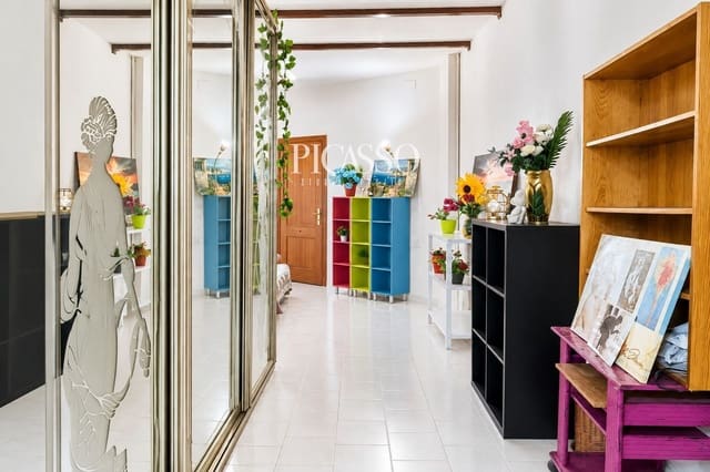 Commercial for sale in Torremolinos - € 150,000 (Ref: 10130442)