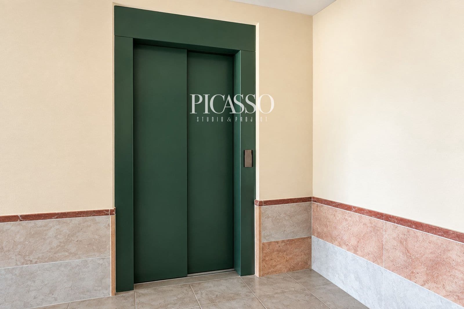Commercial for sale in Argamasilla de Calatrava - € 350,000 (Ref: 10131003)