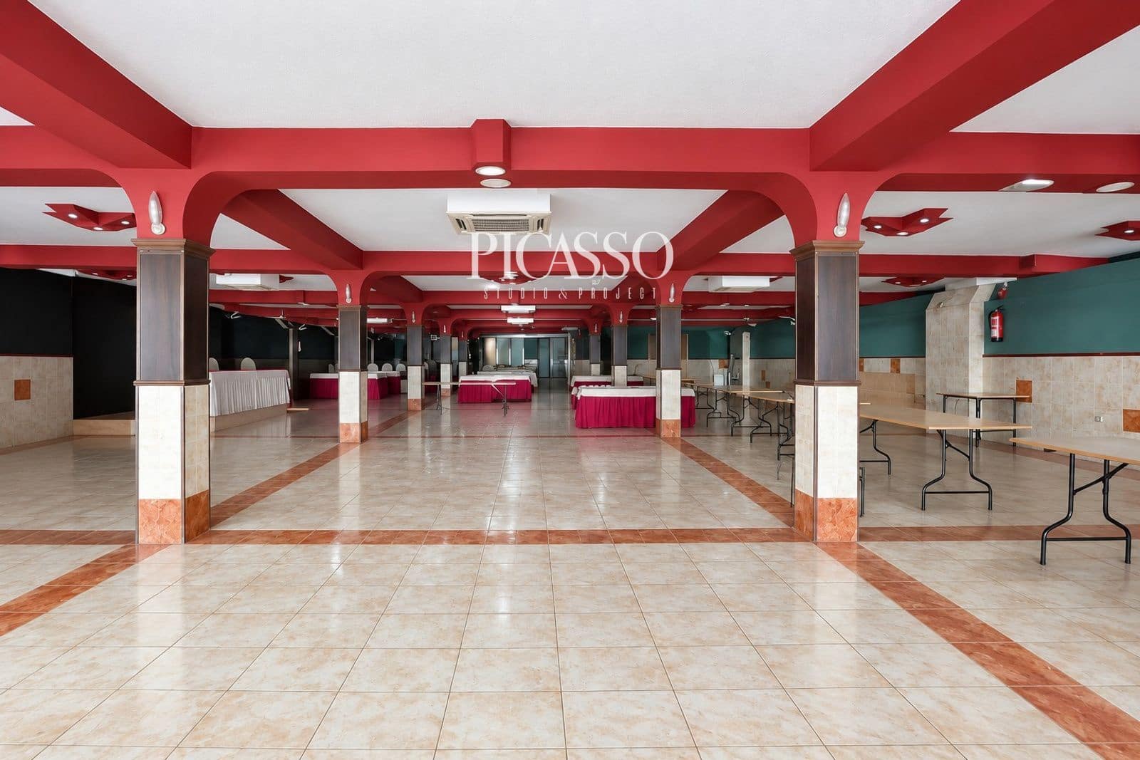 Commercial for sale in Argamasilla de Calatrava - € 350,000 (Ref: 10131003)