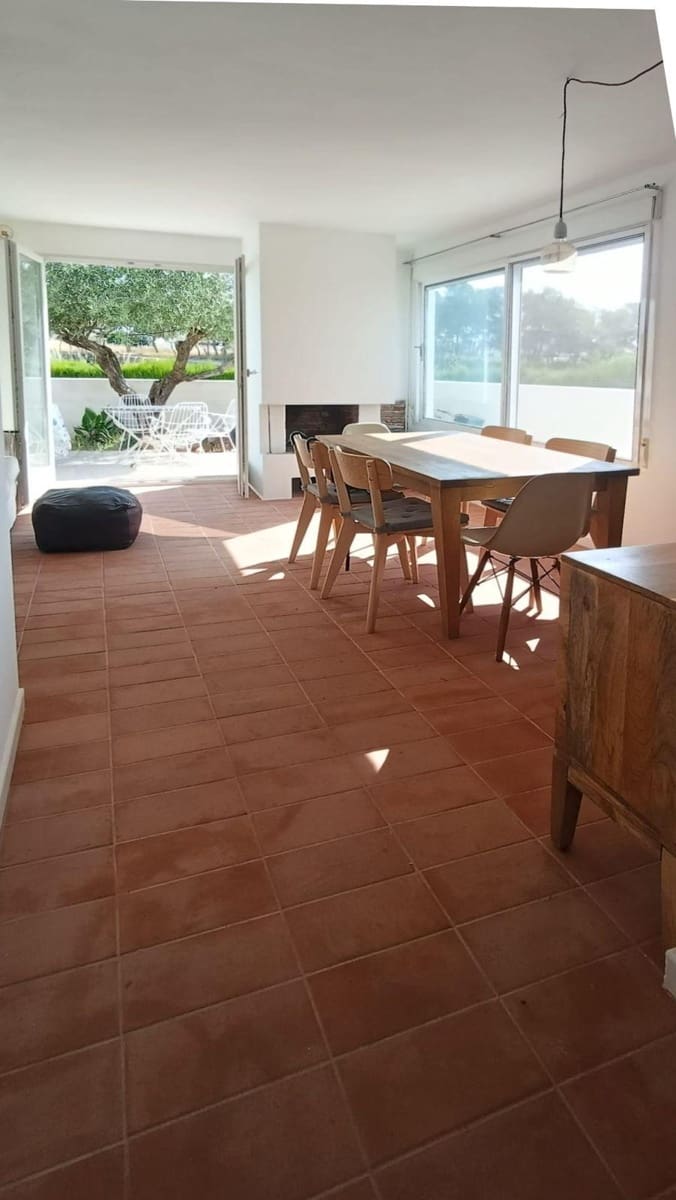 3 bedroom Villa for sale in Vinaros with garage - € 254,500 (Ref: 10172001)