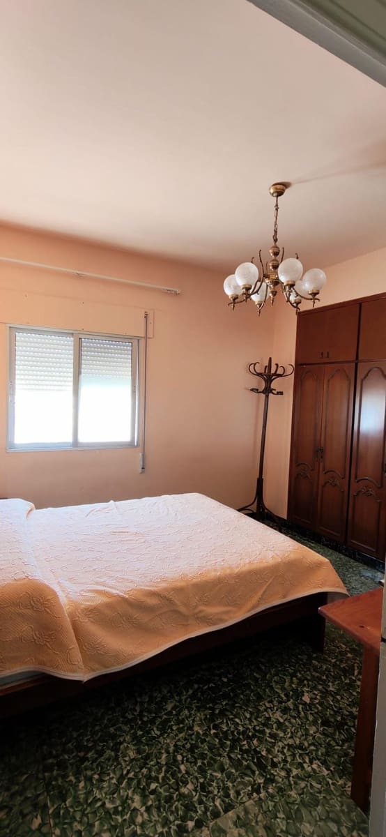 Apartamento de 6 habitaciones en Sant Jaume d'Enveja en venta - 109.000 € (Ref: 10172005)