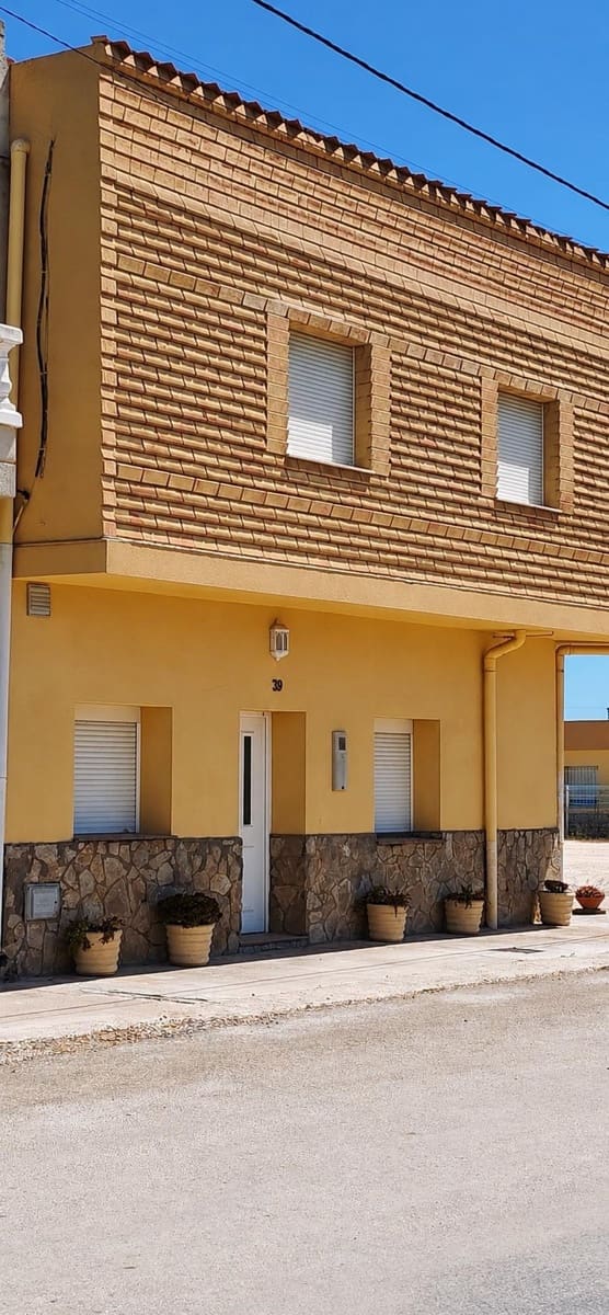 Apartamento de 6 habitaciones en Sant Jaume d'Enveja en venta - 109.000 € (Ref: 10172005)