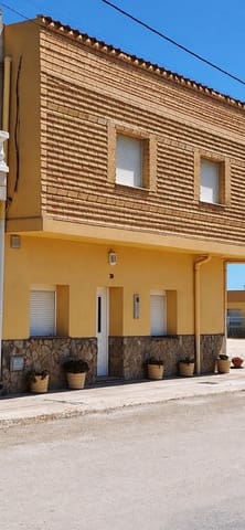 Apartamento de 6 habitaciones en Sant Jaume d'Enveja en venta - 109.000 € (Ref: 10172005)