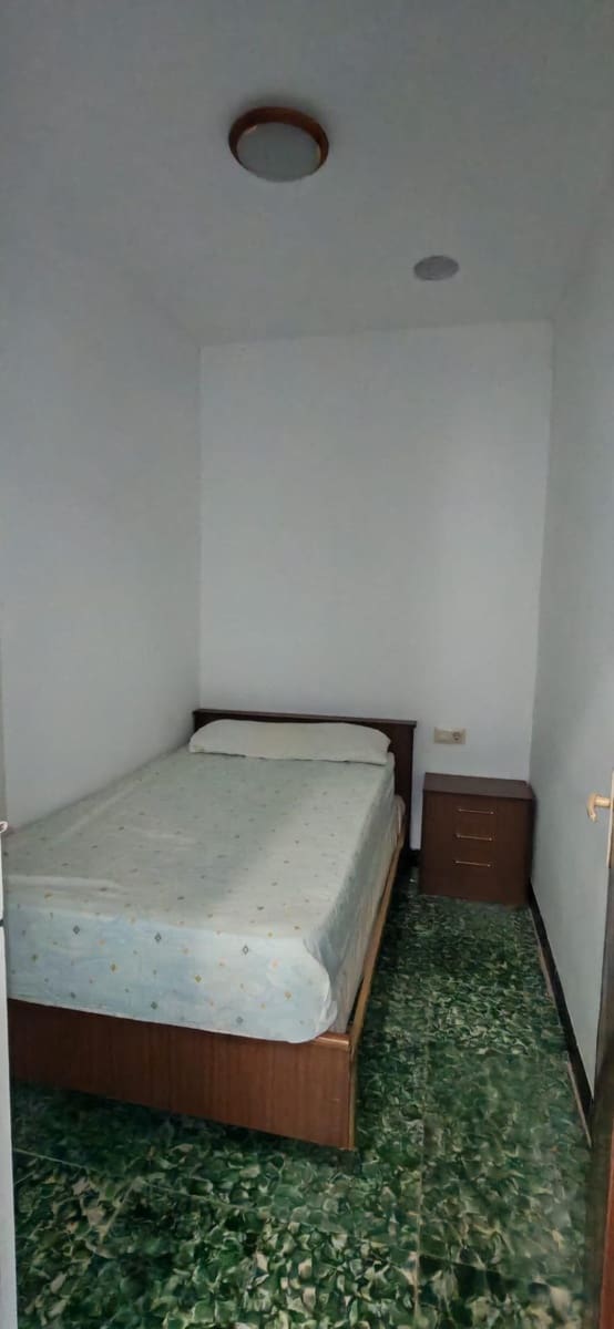 Apartamento de 6 habitaciones en Sant Jaume d'Enveja en venta - 109.000 € (Ref: 10172005)