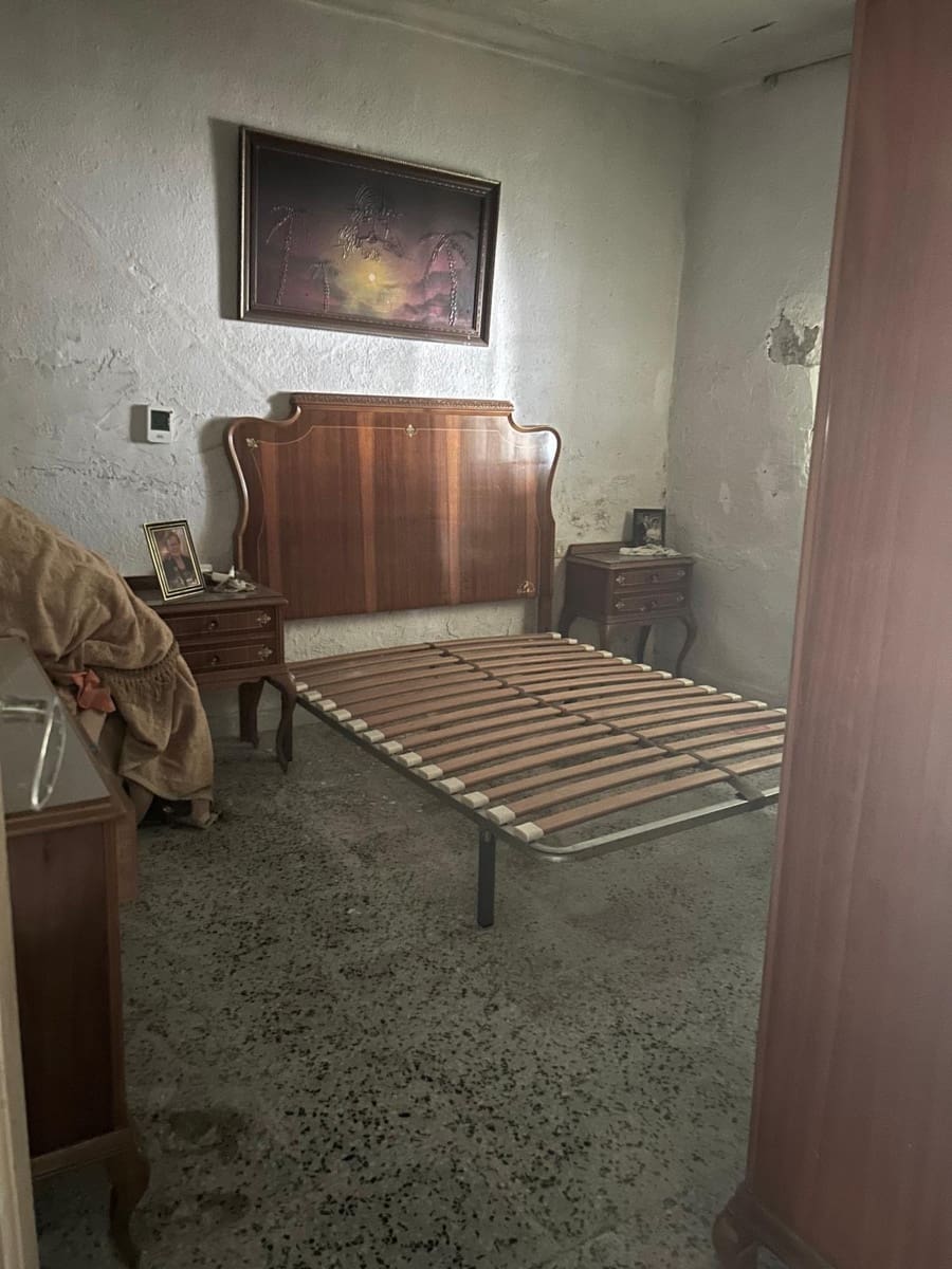 3 Zimmer Haus zu verkaufen in Deltebre mit Garage - 76.000 € (Ref: 10172006)