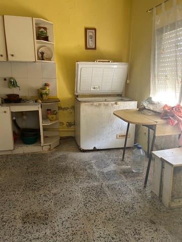 3 Zimmer Haus zu verkaufen in Deltebre mit Garage - 76.000 € (Ref: 10172006)