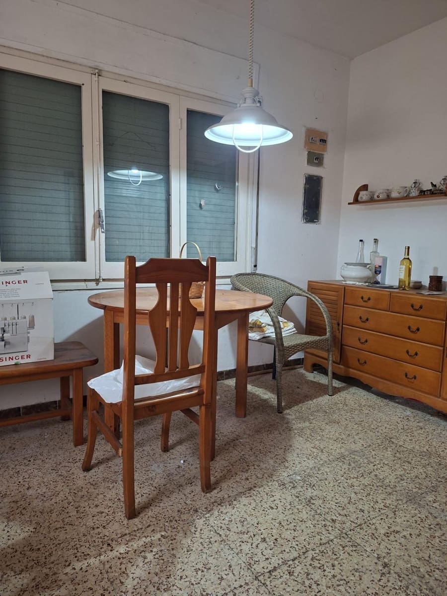 3 Zimmer Haus zu verkaufen in Deltebre mit Garage - 121.750 € (Ref: 10172009)