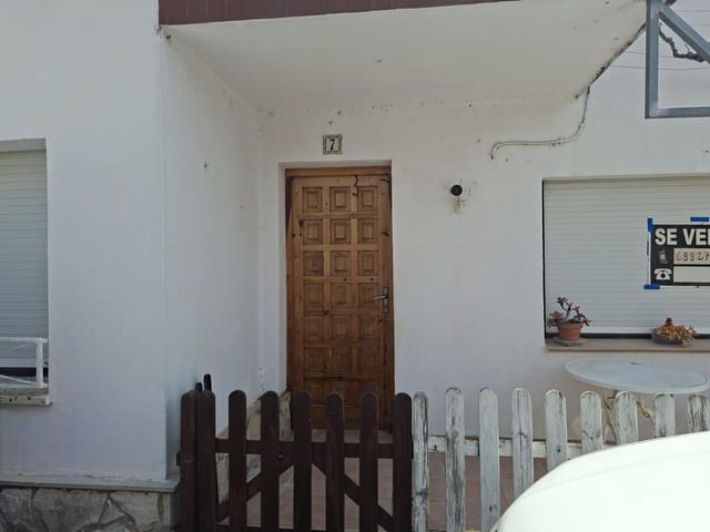 3 Zimmer Haus zu verkaufen in Deltebre mit Garage - 121.750 € (Ref: 10172009)