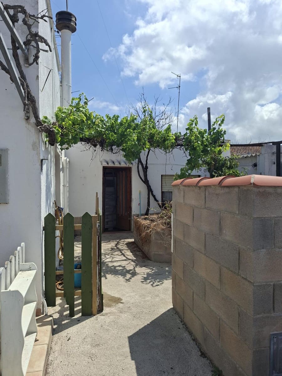 3 Zimmer Haus zu verkaufen in Deltebre mit Garage - 121.750 € (Ref: 10172009)