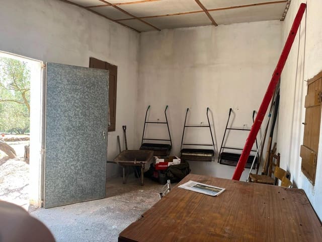 2 slaapkamer Finca/Landhuis te koop in Roquetes - € 33.000 (Ref: 10172011)