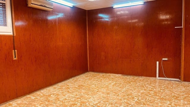 Kommersiell til salgs i Tortosa - € 86 000 (Ref: 10172018)