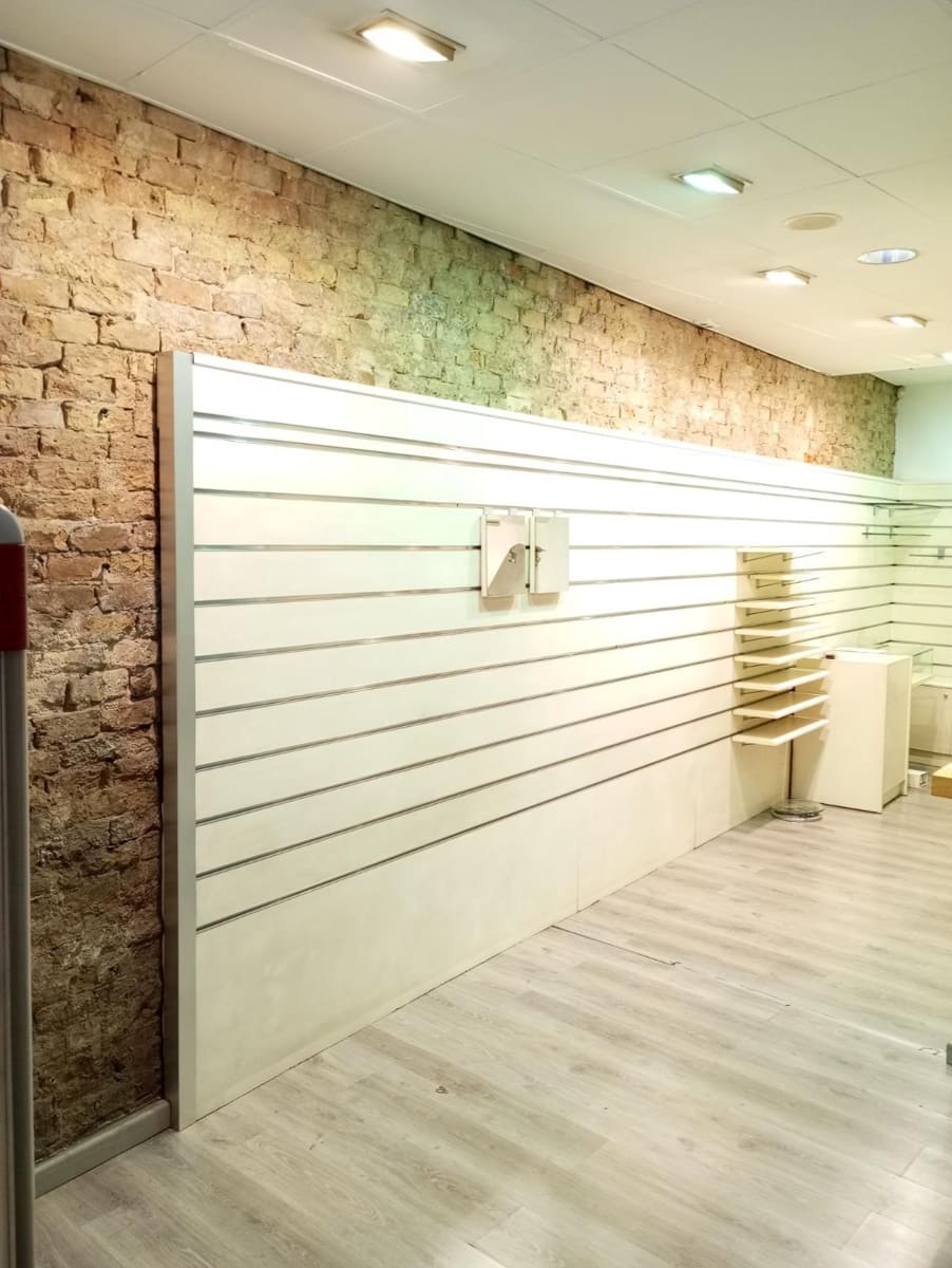 Commercieel te koop in Tortosa - € 275.000 (Ref: 10172019)