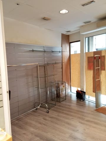 Commercieel te koop in Tortosa - € 275.000 (Ref: 10172019)