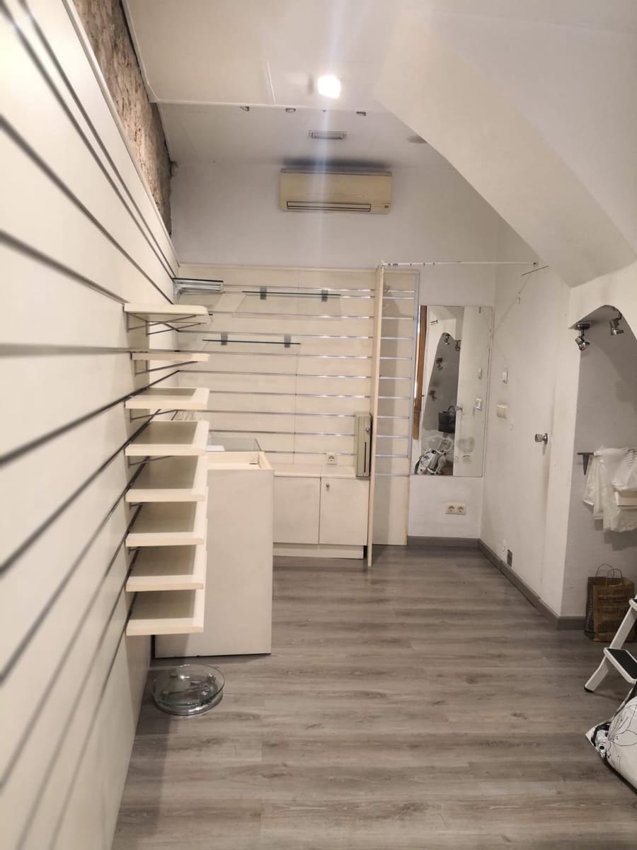 Commercieel te koop in Tortosa - € 275.000 (Ref: 10172019)
