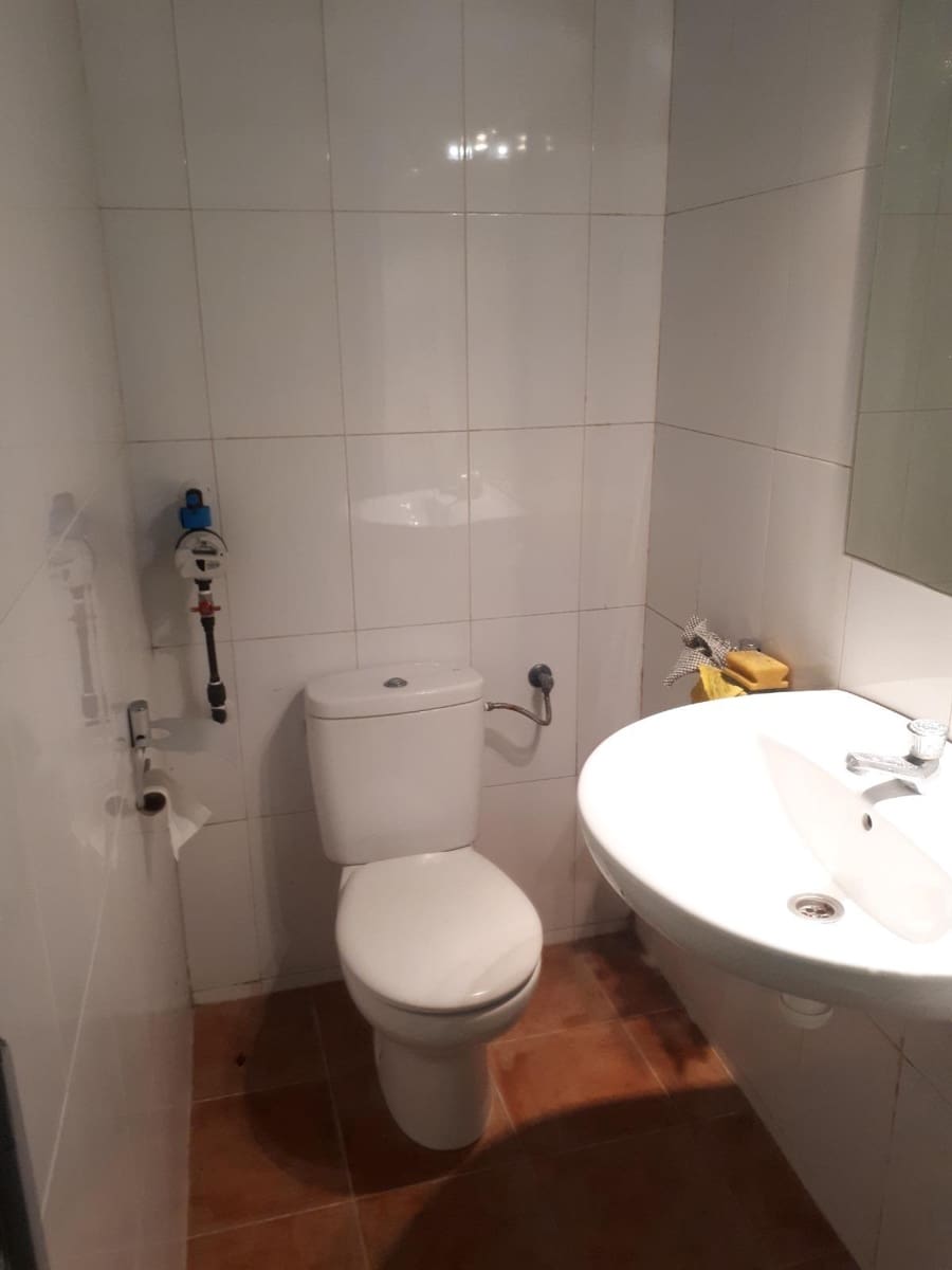 Gewerbe zu verkaufen in Tortosa - 265.000 € (Ref: 10172020)